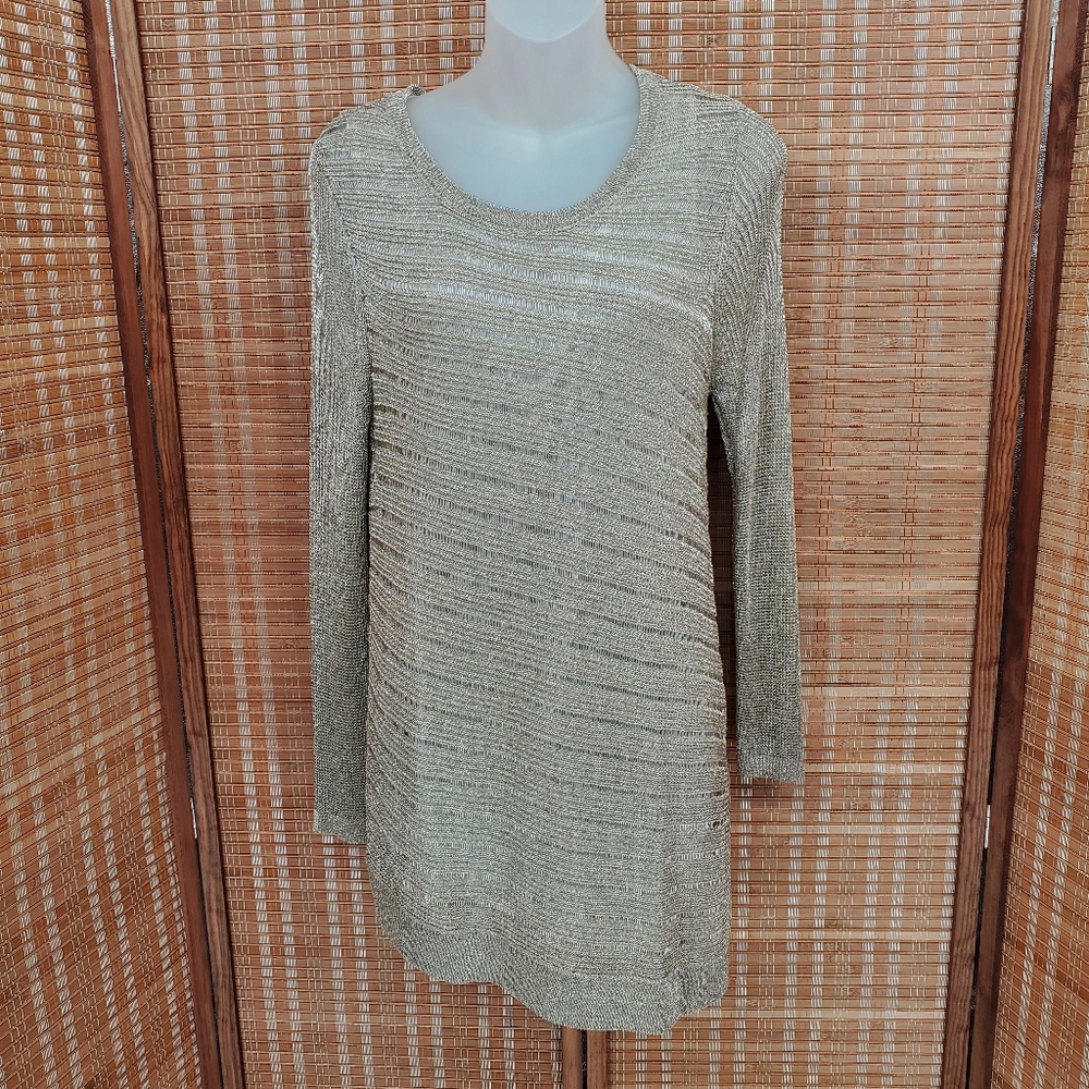 ♧ Chicos Gold Metallic Knit Asymmetrical Tunic Size 1 (Medium)